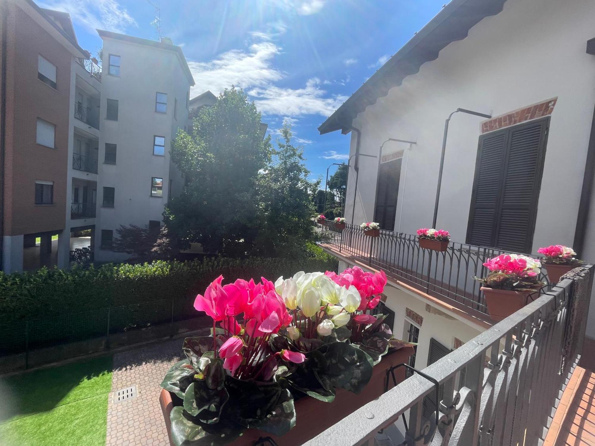 גאלארטה Villa Simona Malpensa מראה חיצוני תמונה