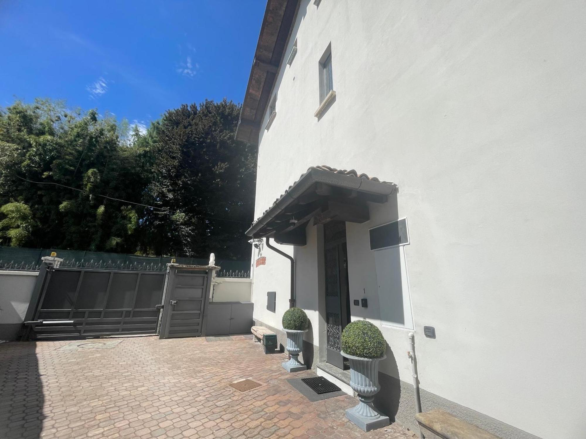 גאלארטה Villa Simona Malpensa מראה חיצוני תמונה